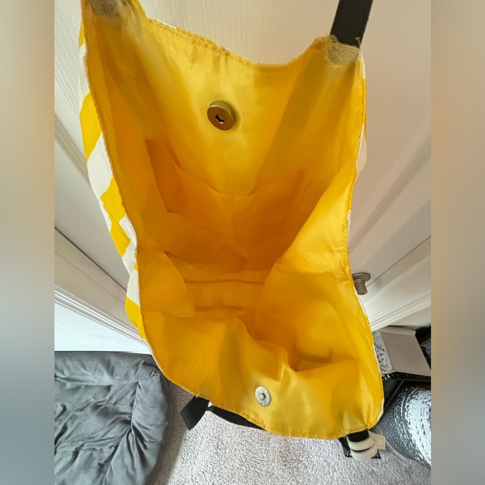 Squeeze The Day Tote View 6